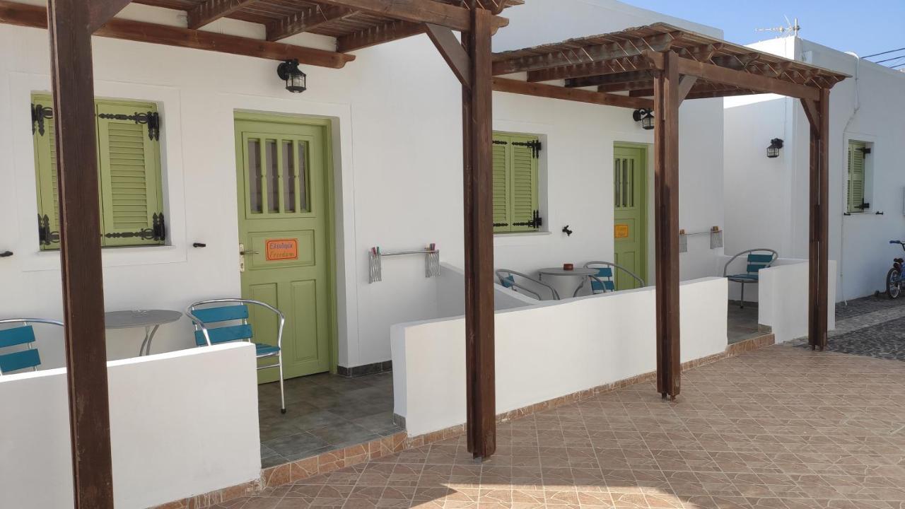 Palm Studios Perissa (Santorini) Exterior foto